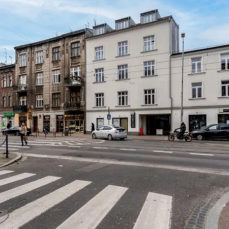 Foothill Apparts Краків Екстер'єр фото