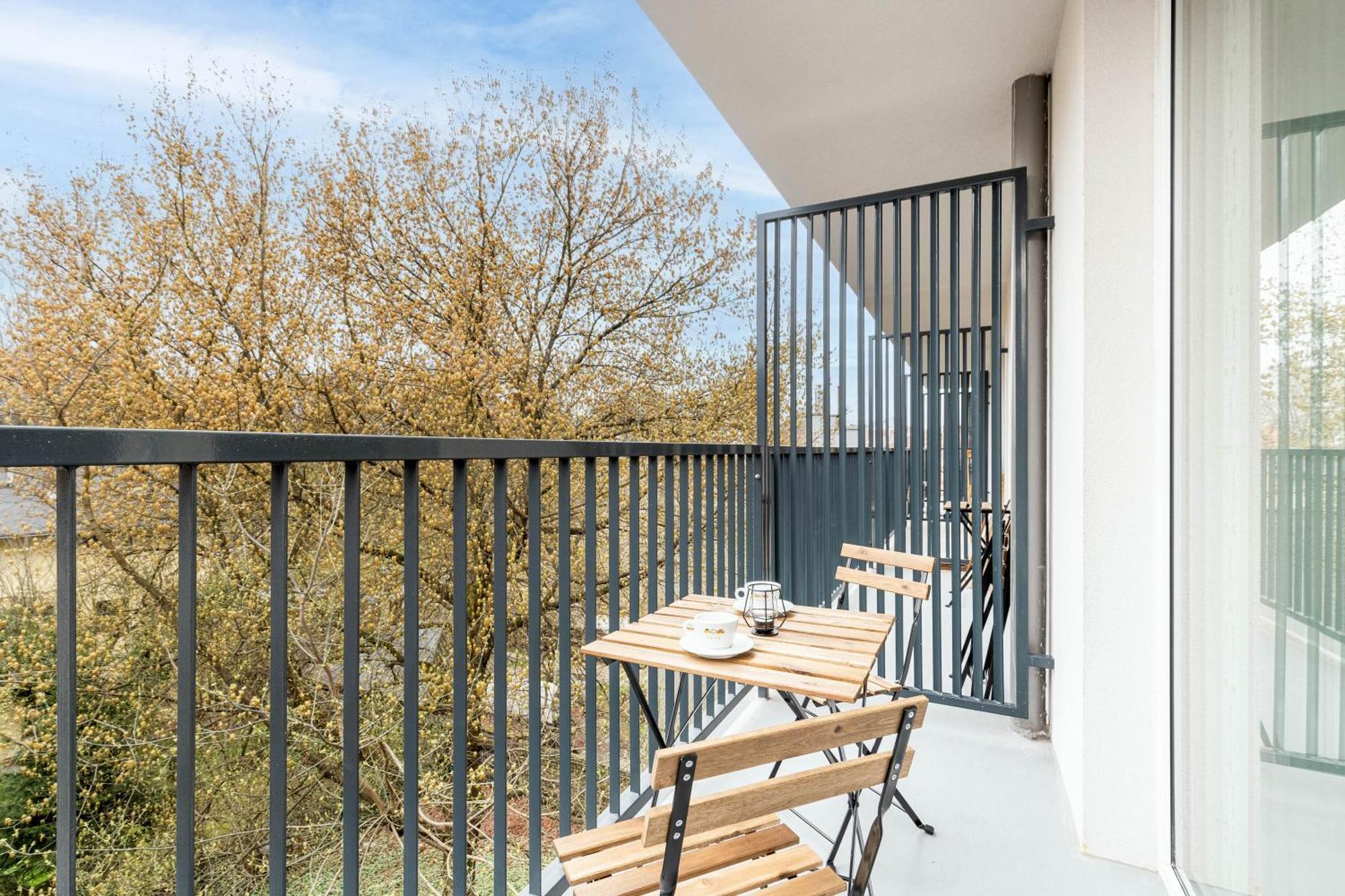 Foothill Апартаменти